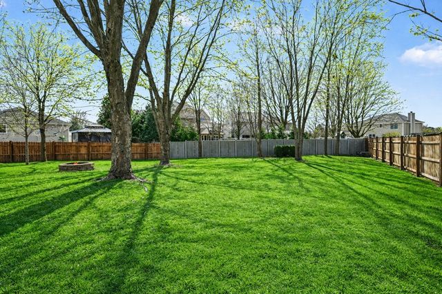 515 Buckingham Place, Shorewood, IL 60404