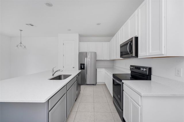 1526 DISCOVERY STREET, Davenport, FL 33896