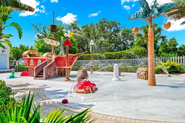 1526 DISCOVERY STREET, Davenport, FL 33896