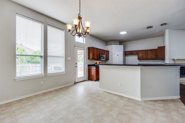1304 Sierra Blanca Drive, Wylie, TX 75098