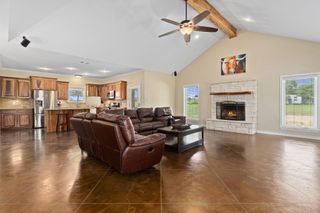 1725 Lower Red Rock RD, Bastrop, TX 78602
