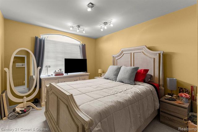 23018 Fairlane Boulevard, Woodhaven, MI 48183