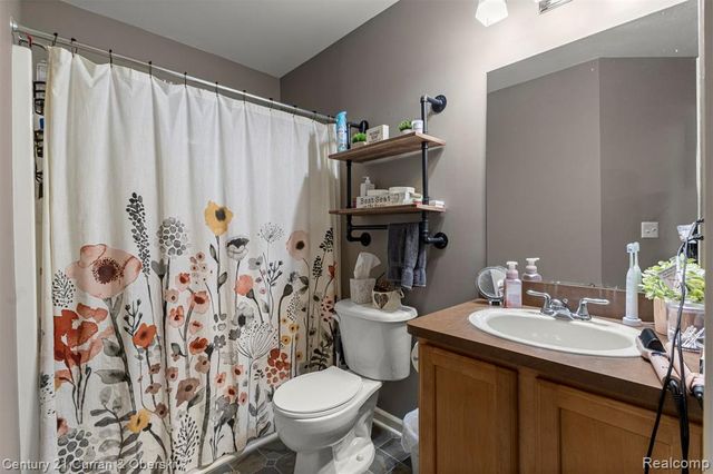 23018 Fairlane Boulevard, Woodhaven, MI 48183