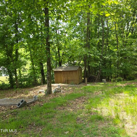744 Ridge Drive, Piney Flats, TN 37686