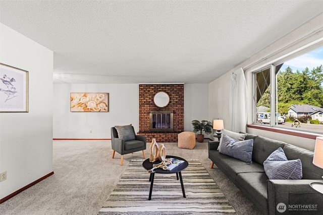 918 Altadena Avenue, Fircrest, WA 98466