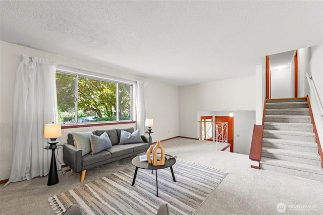 918 Altadena Avenue, Fircrest, WA 98466