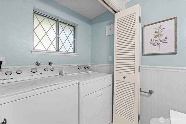 918 Altadena Avenue, Fircrest, WA 98466