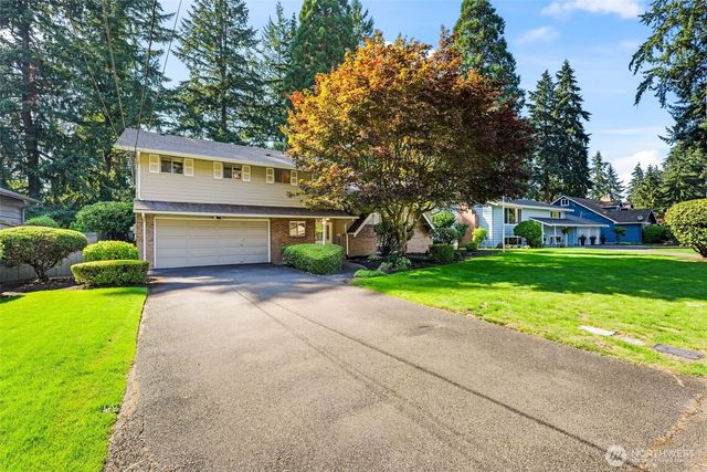 918 Altadena Avenue, Fircrest, WA 98466