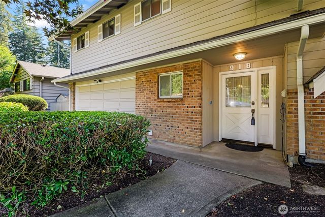 918 Altadena Avenue, Fircrest, WA 98466
