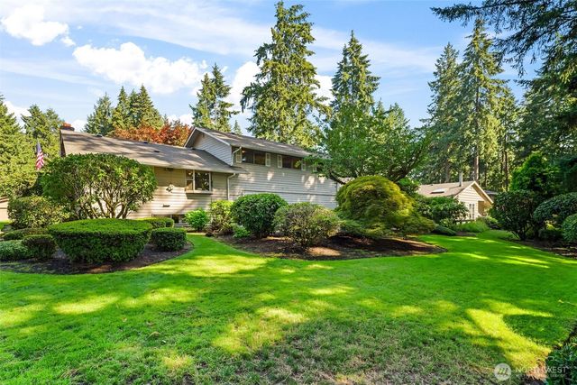 918 Altadena Avenue, Fircrest, WA 98466
