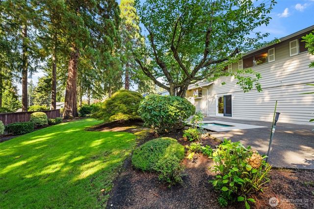 918 Altadena Avenue, Fircrest, WA 98466