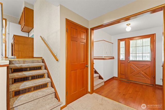 918 Altadena Avenue, Fircrest, WA 98466