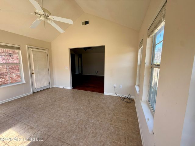 1003 Charmant Place, Ridgeland, MS 39157