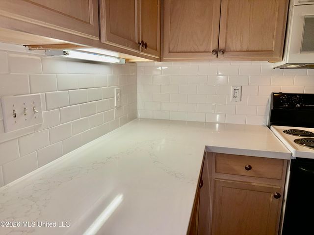 1003 Charmant Place, Ridgeland, MS 39157