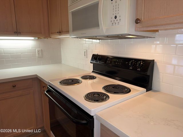 1003 Charmant Place, Ridgeland, MS 39157