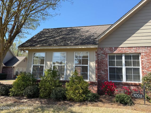 1003 Charmant Place, Ridgeland, MS 39157