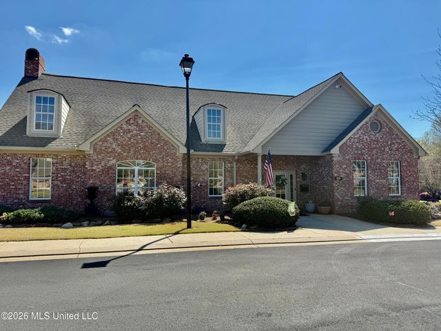 1003 Charmant Place, Ridgeland, MS 39157