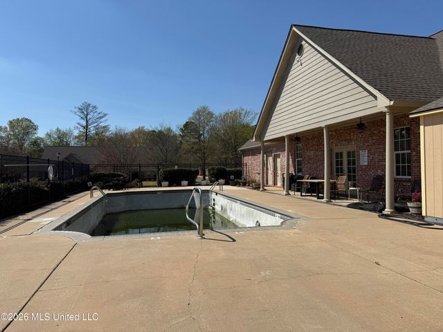 1003 Charmant Place, Ridgeland, MS 39157