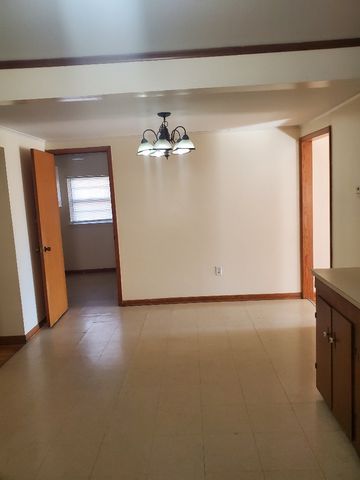 330 S 8th Street, Broken Arrow, OK 74012