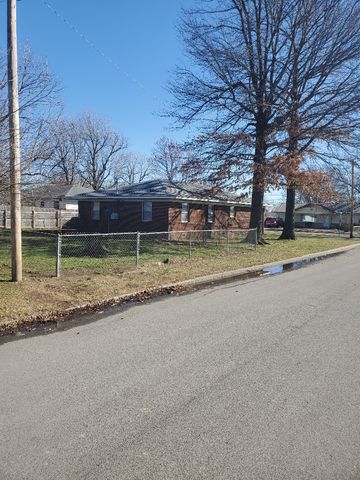330 S 8th Street, Broken Arrow, OK 74012