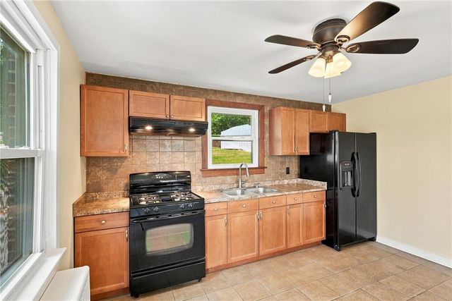 1135 East Susquehanna Street, Salisbury Twp, PA 18103