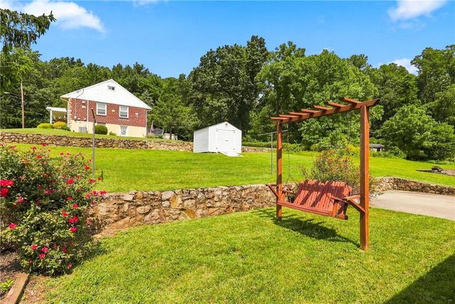 1135 East Susquehanna Street, Salisbury Twp, PA 18103