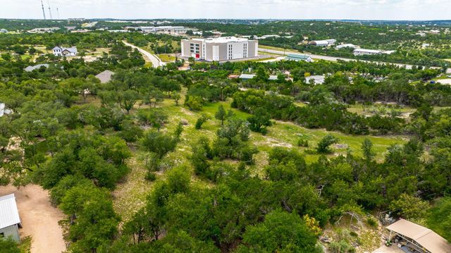 2016 Hidden Hills DR, Dripping Springs, TX 78620