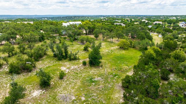2016 Hidden Hills DR, Dripping Springs, TX 78620