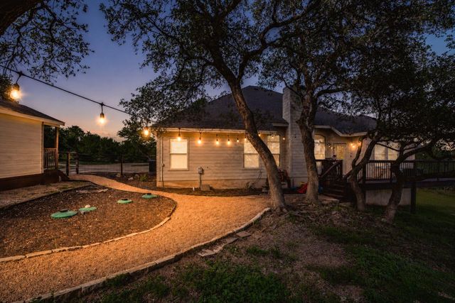 2016 Hidden Hills DR, Dripping Springs, TX 78620