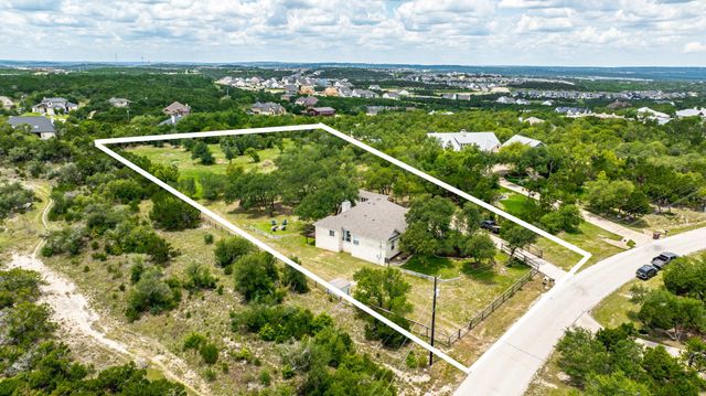 2016 Hidden Hills DR, Dripping Springs, TX 78620