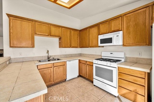 6543 Ivanpah, Twentynine Palms, CA 92277