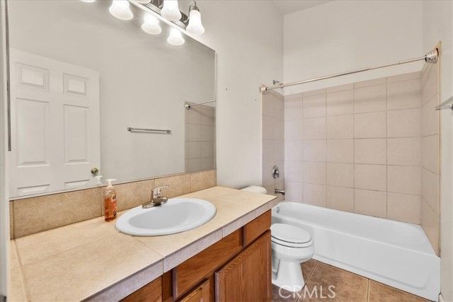 6543 Ivanpah, Twentynine Palms, CA 92277