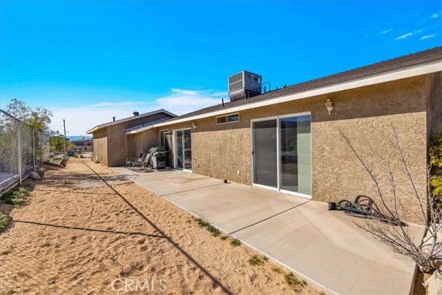 6543 Ivanpah, Twentynine Palms, CA 92277