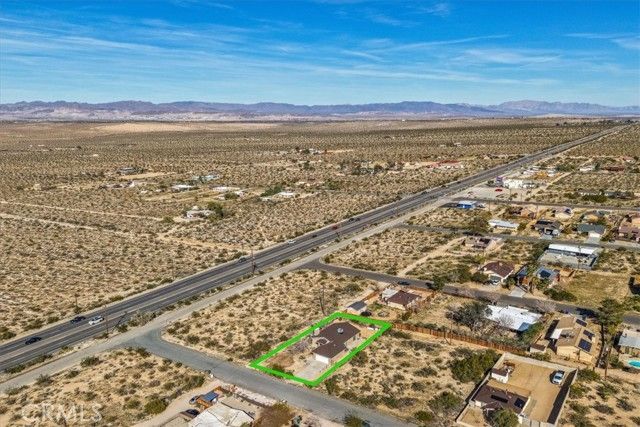 6543 Ivanpah, Twentynine Palms, CA 92277