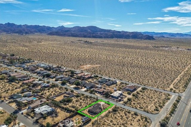 6543 Ivanpah, Twentynine Palms, CA 92277