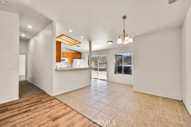 6543 Ivanpah, Twentynine Palms, CA 92277