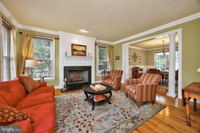 1051 HAVERHILL RD, Chester Springs, PA 19425