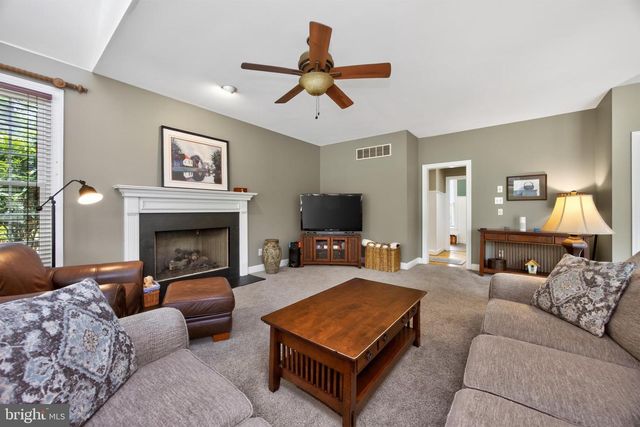 1051 HAVERHILL RD, Chester Springs, PA 19425