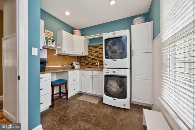 1051 HAVERHILL RD, Chester Springs, PA 19425