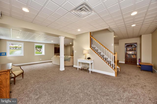 1051 HAVERHILL RD, Chester Springs, PA 19425