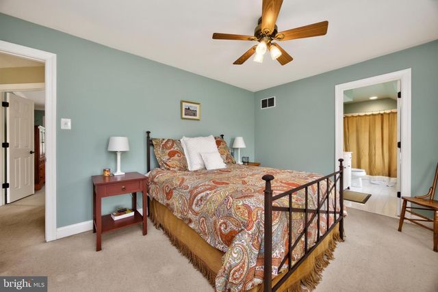 1051 HAVERHILL RD, Chester Springs, PA 19425