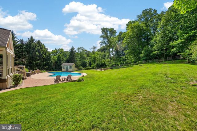 1051 HAVERHILL RD, Chester Springs, PA 19425