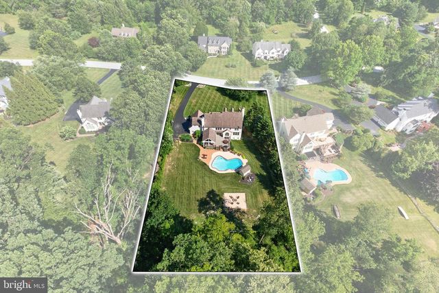1051 HAVERHILL RD, Chester Springs, PA 19425