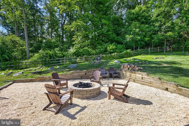 1051 HAVERHILL RD, Chester Springs, PA 19425