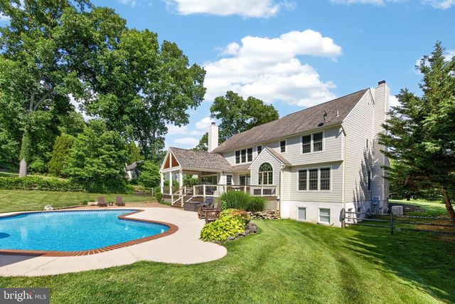 1051 HAVERHILL RD, Chester Springs, PA 19425