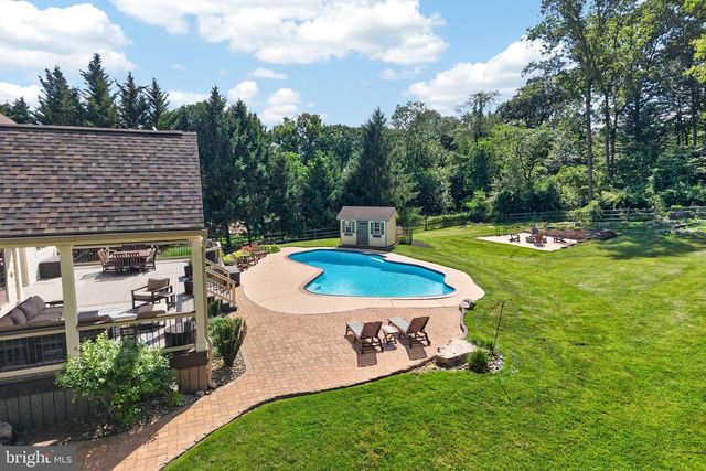 1051 HAVERHILL RD, Chester Springs, PA 19425