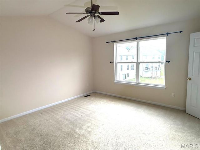 155 Roxbury Drive, O'fallon, MO 63366