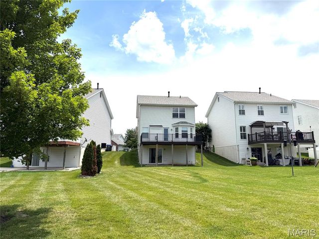 155 Roxbury Drive, O'fallon, MO 63366