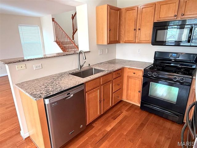 155 Roxbury Drive, O'fallon, MO 63366