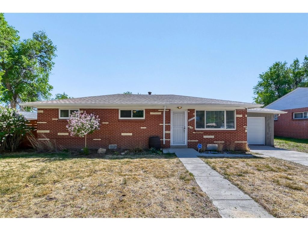 2380 Galena St, Aurora, CO 80010